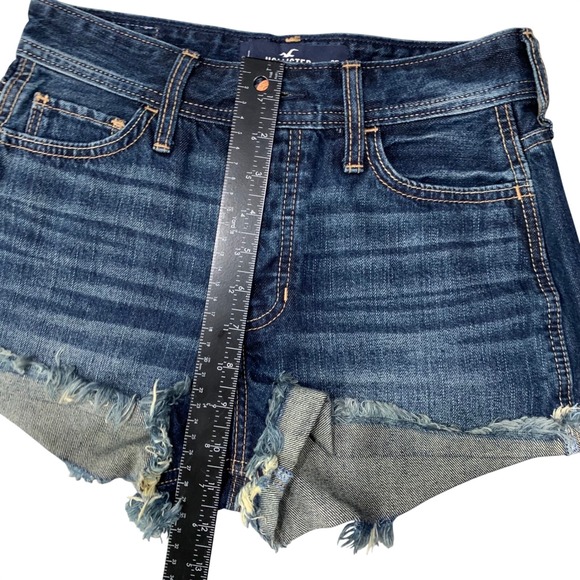 Hollister High Rise Vintage Denim Shorts Frayed Hem Dark Wash Size 25 - Picture 9 of 11